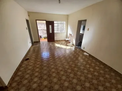Casa com 2 Quartos para alugar, 209m² no Jardim Yara, São Paulo