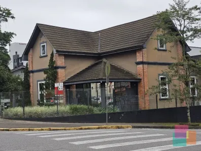 Imóvel Comercial à venda, 390m² no América, Joinville