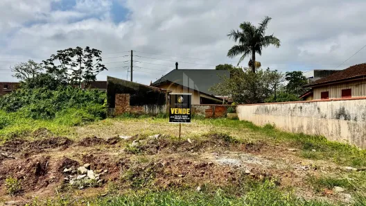 Lote/Terreno à venda, 210m² no Guaratuba, Guaratuba