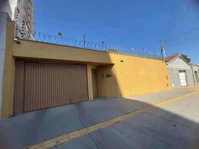Casa com 4 Quartos à venda, 310m² no Jardim América, Goiânia