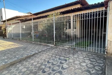 Casa com 3 Quartos à venda, 167m² no Amaro Lanari, Coronel Fabriciano
