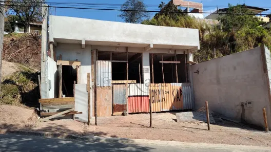 Ponto Comercial à venda, 134m² no Parque Santo Antônio, Jacareí
