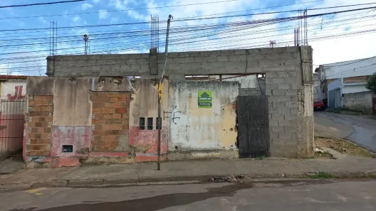 com 1 Quarto à venda, 1m² no Cruzeiro, Vitória da Conquista