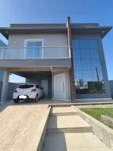 Sobrado com 3 Quartos à venda, 220m² no Village, Imbituba