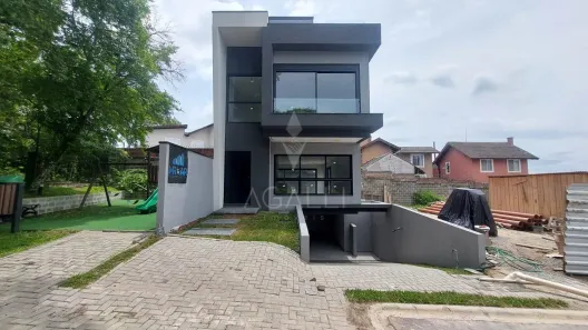 Sobrado com 3 Quartos à venda, 116m² no Pilarzinho, Curitiba
