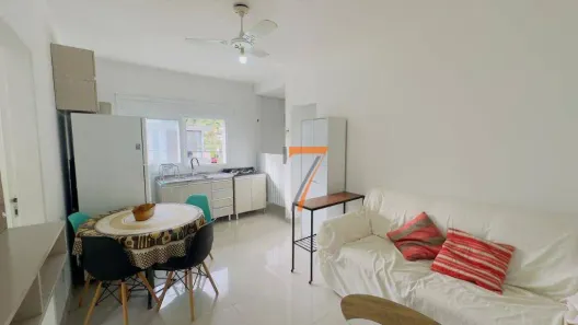 Apartamento com 2 Quartos para alugar, 70m² no Itacorubi, Florianópolis