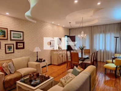 Casa com 3 Quartos à venda, 266m² no Centro, Cataguases