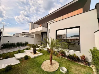 Casa com 3 Quartos à venda, 100m² no Bela Vista, Palhoça