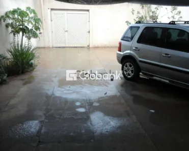Casa com 3 Quartos à venda, 264m² no Planalto, Montes Claros