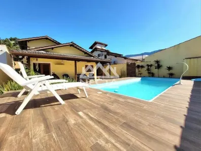 Sobrado com 3 Quartos à venda, 237m² no Tabatinga, Caraguatatuba