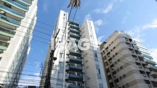 Apartamento com 2 Quartos para alugar, 93m² no Centro, Florianópolis