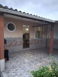 Casa com 2 Quartos à venda, 120m² no Fazendinha, Araruama