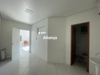 Sala Comercial para alugar, 23m² no Vila Regina, Cachoeirinha