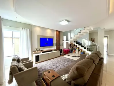 Casa com 3 Quartos à venda, 260m² no Costa e Silva, Joinville