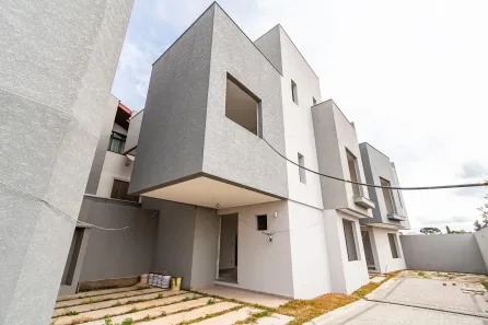 Sobrado com 3 Quartos à venda, 136m² no Vista Alegre, Curitiba