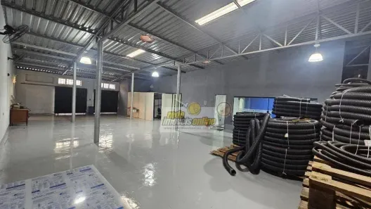 Galpão/Depósito/Armazém à venda, 500m² no Olinda, Uberaba