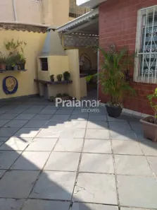 Casa com 3 Quartos à venda, 253m² no Parque Bitaru, São Vicente