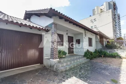 Casa com 3 Quartos à venda, 200m² no Jardim Botânico, Porto Alegre