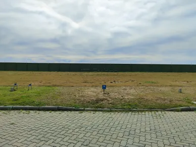 Lote/Terreno à venda, 296m² no Laranjal, Pelotas
