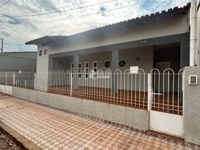 Casa com 3 Quartos para alugar, 10m² no Loteamento Maria da Conceicao, Igarapava