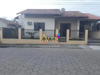 Casa com 4 Quartos à venda, 153m² no Centro, Penha