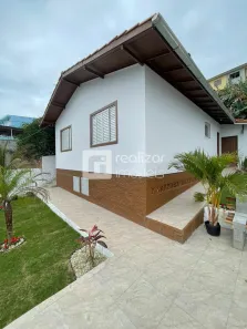 Casa com 3 Quartos para alugar, 113m² no Carvoeira, Florianópolis