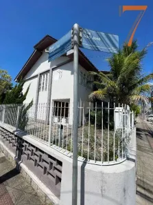 Casa com 6 Quartos à venda, 500m² no Balneário, Florianópolis