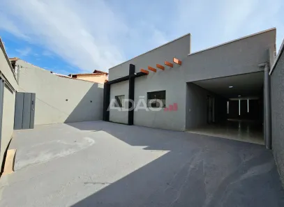 Casa com 4 Quartos à venda, 214m² no Residencial Recanto do Bosque, Goiânia