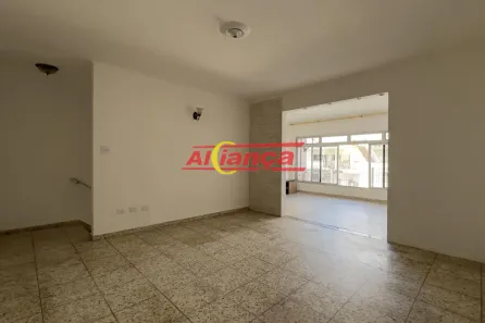 Casa com 3 Quartos para alugar, 187m² no Vila Flórida, Guarulhos