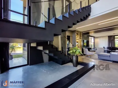 Casa de Condomínio com 6 Quartos à venda, 440m² no Vila Nova, Porto Alegre