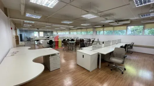 Sala Comercial para alugar, 820m² no Vila Olímpia, São Paulo