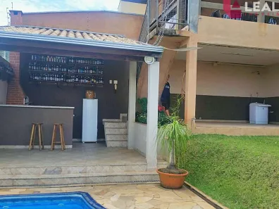 Casa com 3 Quartos à venda, 240m² no Colinas de Santa Bárbara, Pouso Alegre