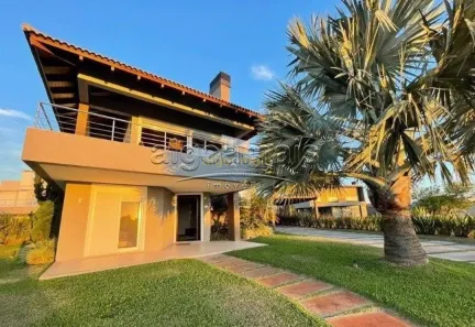 Casa de Condomínio com 4 Quartos à venda, 350m² no XANGRI-LÁ, Osório
