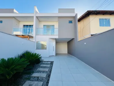 Sobrado com 3 Quartos à venda, 116m² no Cordeiros, Itajaí