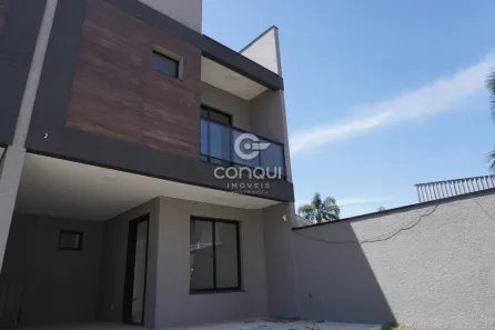 Sobrado com 3 Quartos à venda, 140m² no Capão Raso, Curitiba