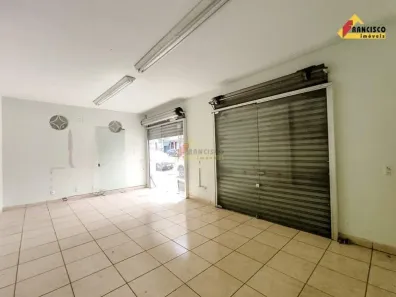 Ponto Comercial para alugar, 31m² no Centro, Divinópolis