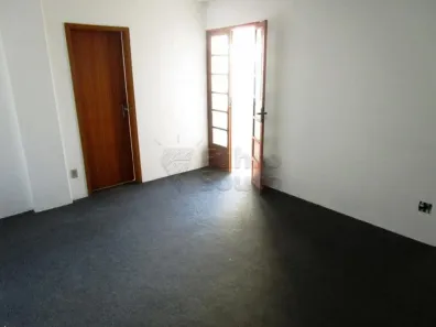 Apartamento com 2 Quartos para alugar, 57m² no Centro, Pelotas