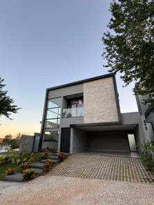 Casa com 3 Quartos à venda, 280m² no Parque Universitário, Franca