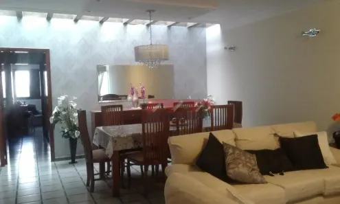 Sobrado com 3 Quartos à venda, 292m² no Jardim da Fonte, Jundiaí