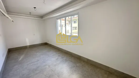 Casa com 3 Quartos à venda, 200m² no Gonzaga, Santos