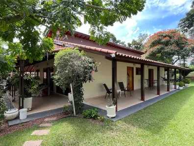 Fazenda/Sítio com 4 Quartos à venda, 48000m² no Traviú, Jundiaí