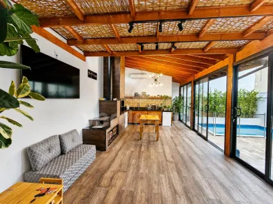 Casa de Condomínio com 4 Quartos à venda, 210m² no Jardim Amanda I, Hortolândia