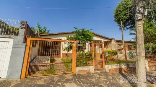 Casa com 3 Quartos à venda, 130m² no Passo das Pedras, Porto Alegre