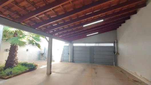 Casa com 3 Quartos à venda, 210m² no Parque das Laranjeiras, Uberaba