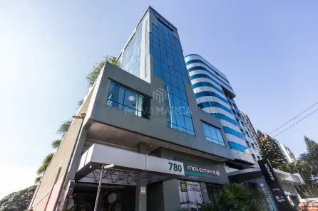 Sala Comercial à venda, 55m² no Moinhos de Vento, Porto Alegre