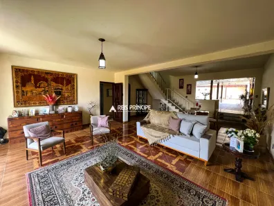 Imóvel Comercial com 4 Quartos para alugar, 675m² no Taquara, Rio de Janeiro