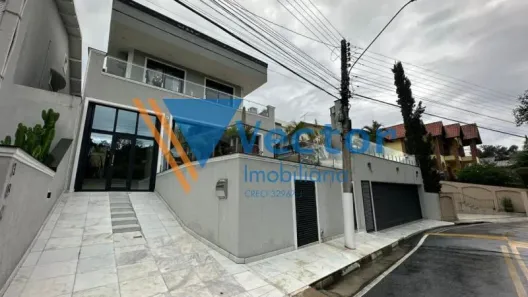 Casa de Condomínio com 4 Quartos à venda, 700m² no Jardim Limoeiro, Arujá
