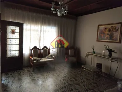 Casa com 8 Quartos à venda, 230m² no Vila das Jabuticabeiras, Taubaté
