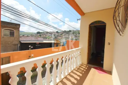 Casa com 5 Quartos à venda, 170m² no Paraíso, Belo Horizonte