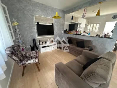 Sobrado com 2 Quartos à venda, 90m² no Jardim Casa Branca, Caraguatatuba